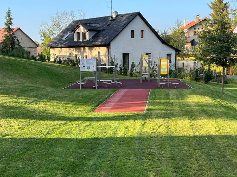 71m2 Klid Pohoda A Priroda Praga